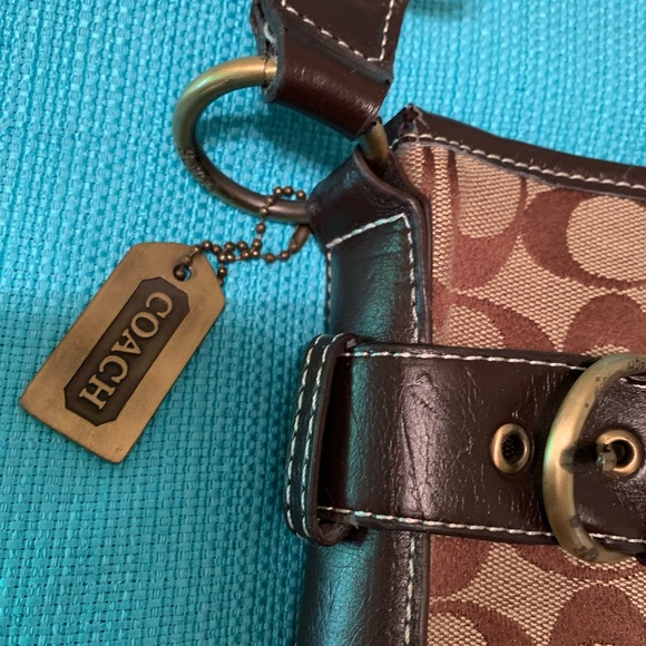 Authentic Coach Handbag, Excellent Condition - Picture 14 of 15